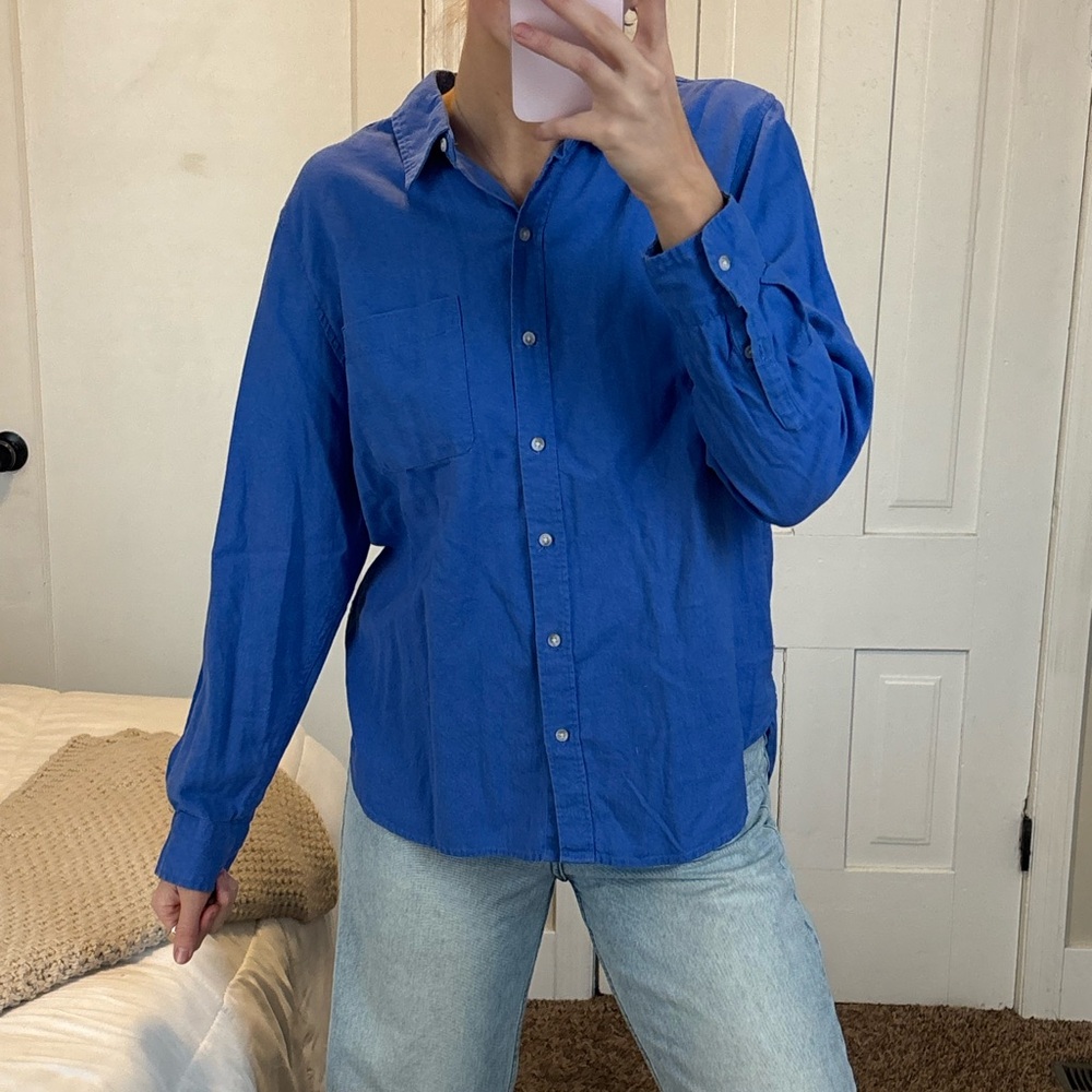 Universal Thread Cobalt Blue Button-Down Shirt NWT - image 6